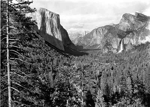 Yosemite Valley from Wawona Tunnel