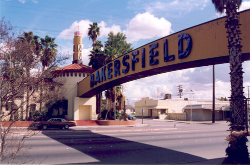 Bakersfield archway sign