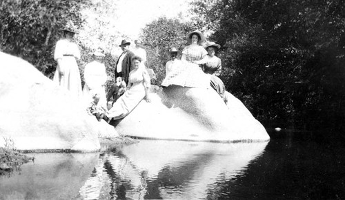 Van Emmon Family at the Tule River