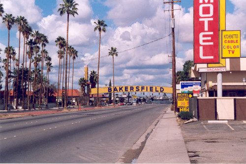 Bakersfield archway sign