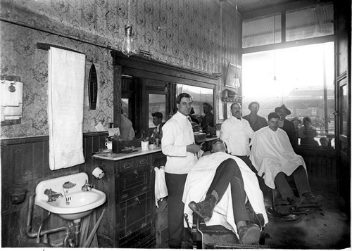 Bettencourt's Barbershop, Hanford