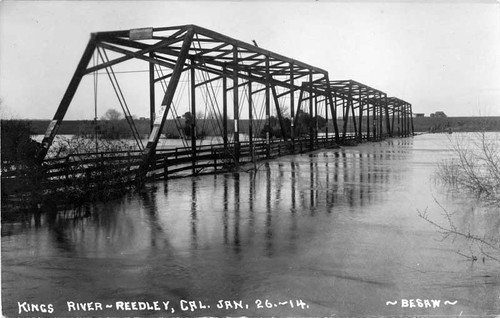 Kings River flood scene Reedley California