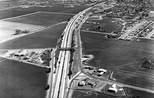 Highway 99 in Tulare circa 1950