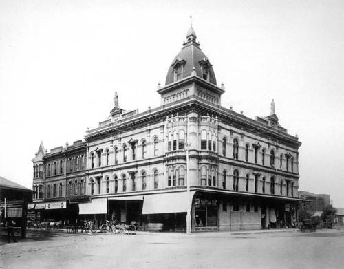 Temple Bar Building Fresno California