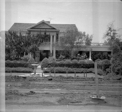 Photograph of the Attilio Pierotti house on Bradford Avenue