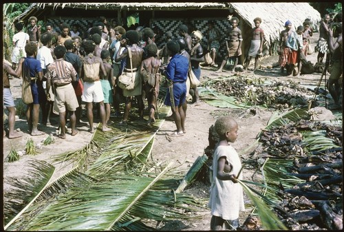 Feast at Ngarinaasuru after the dance