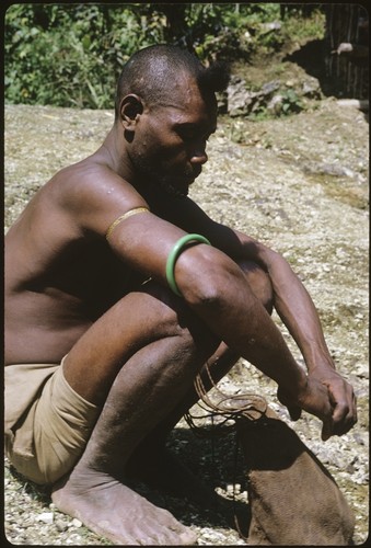 Laete'eboo, with tuutuu haircut