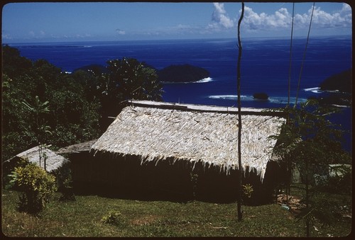 House at Ngarinaasuru, with Sinalagu Harbour behind