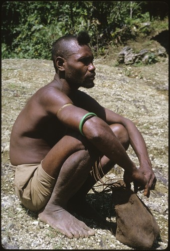 Laete'eboo, with tuutuu haircut