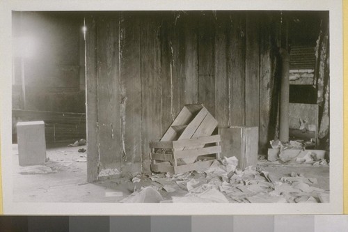 Living room, Chinese laundry, 558 Ceres Ave. 3/4 block from S. P. [Southern Pacific] depot