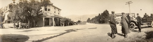 Members of the auto club parked in front of the Warm Springs Hotel