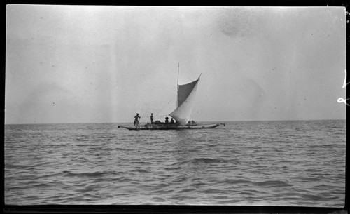 Motu-style canoe under sail