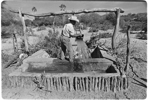 Drawing water at Rancho Los Pozos