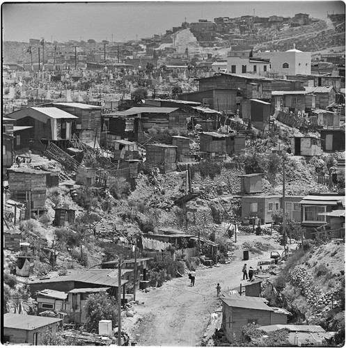 A canyon in the western sector of Tijuana, typical of the irregular settlements of the city