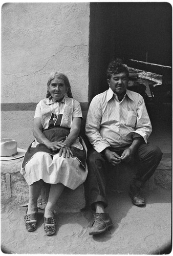 Joséfa and Loreto Arce at Rancho San Gregorio