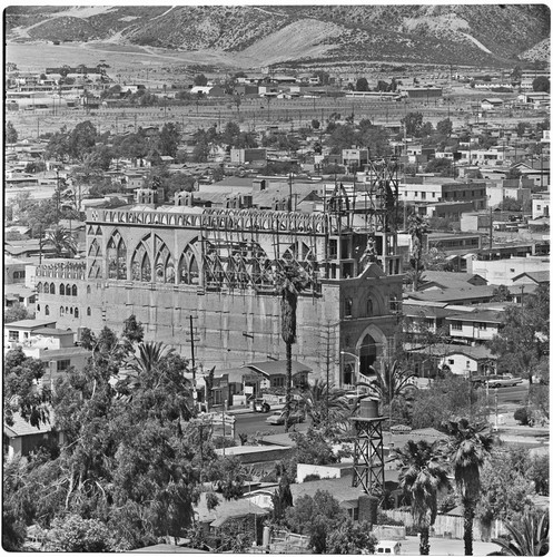 Construction on San Francisco de Asís church