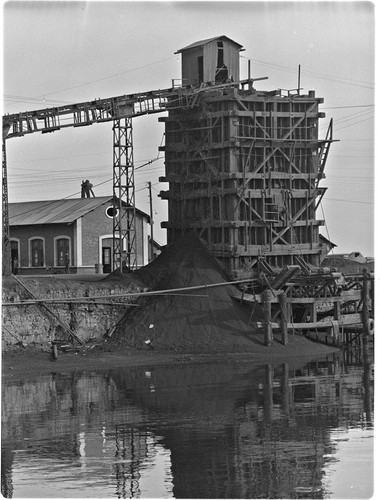 Boleo Mining Company loading bunker at port of Santa Rosalía