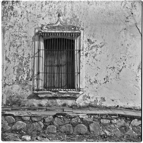 Architectural detail of window of residence in Álamos