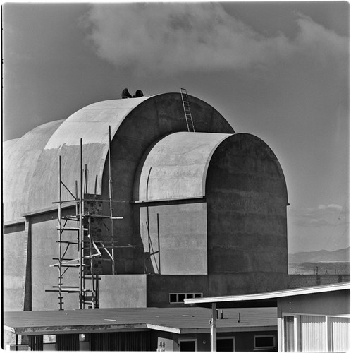 Espíritu Santo Church, under construction, in Colonia Chapultepec