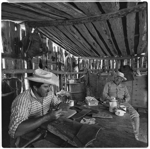 Germán Arce making shoes and reminiscing with Tacho Arce at Rancho San Casimiro