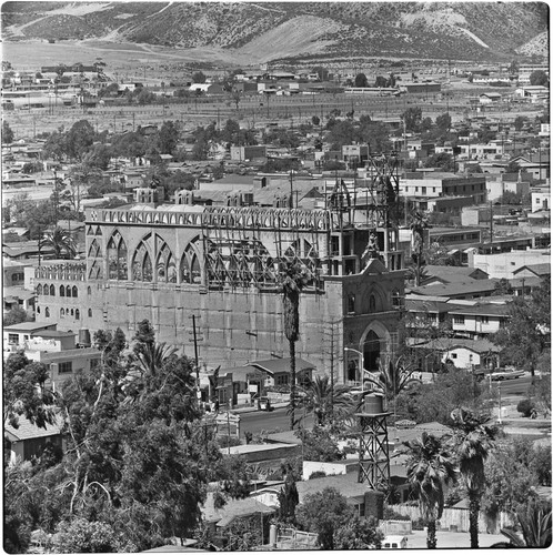 Construction on San Francisco de Asís church