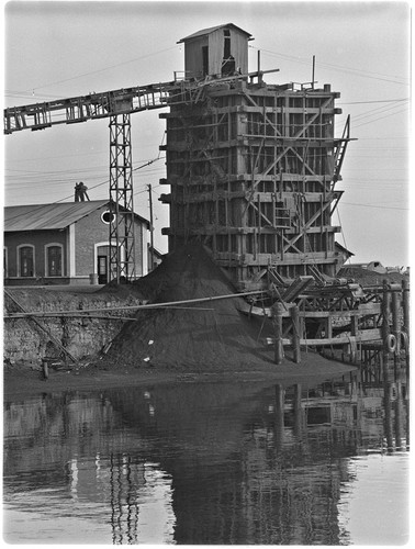 Boleo Mining Company loading bunker at port of Santa Rosalía