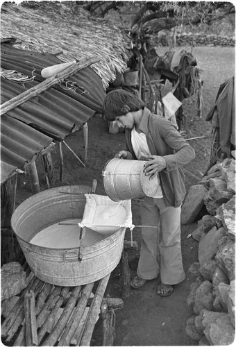 Making cheese at Rancho Las Jícamas