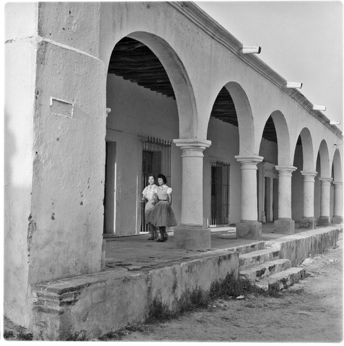 Arches in front of residence in Álamos