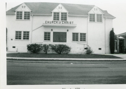 Compton Avenue Church of Christ in 1956