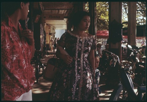 Papeete, Tahiti: commercial district street scene