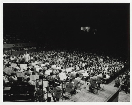 Los Angeles Philharmonic Orchestra in performance in Japan