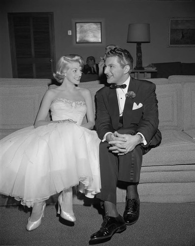 Photograph of Rosemary Clooney and Liberace — Calisphere