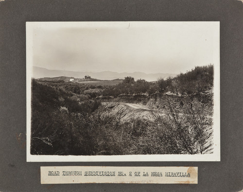 Road through subdivision no. 2 of La Mesa Miravilla