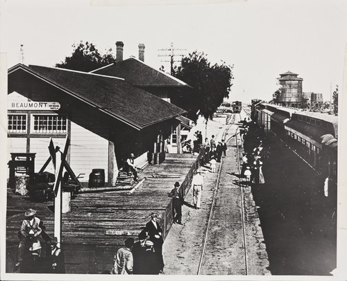 Southern Pacific Depot in Beaumont, looking east