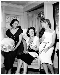 Della Robbia Guild planning provisional party, 1958