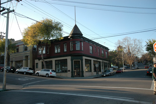 [Photograph of the Bank of Richmond building]