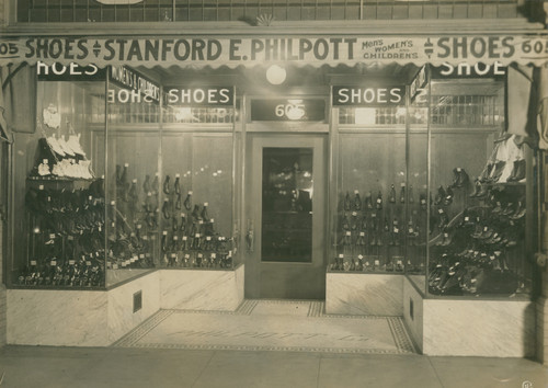 [Photograph of Stanford E. Philpott shoe store A]