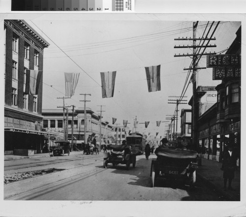 [Photograph of Macdonald Avenue, 1914]