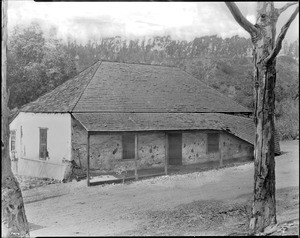 Exterior view of the Marquez Ranch House in Santa Monica Canyon, 1927