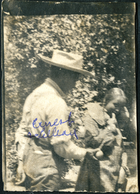 Ernest L. Hinds [?] and Lillian [-] walking