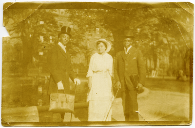 Pearl H. Roberts, boyfriend (left), and unidentified man