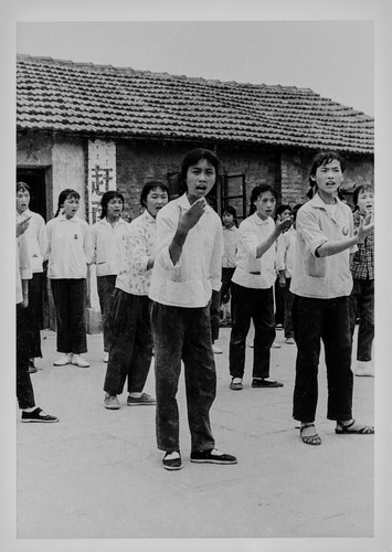 Revolutionary song and dance by young women student