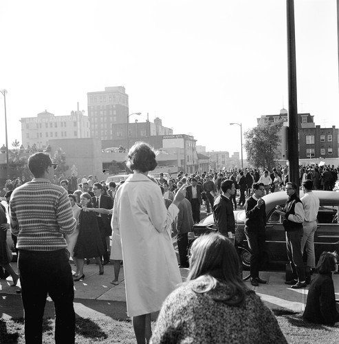 Crowd at Oxford and Addison during march to UC Regent's meeting