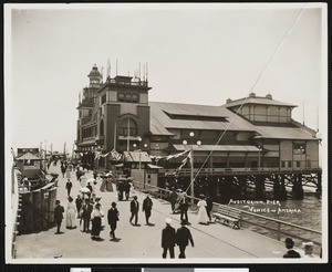 Auditorium on the Amusement Pier at Venice, California, ca.1910