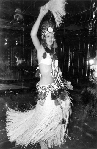 Hula dancer