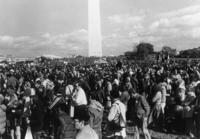 Crowd of people at the Washington Monument