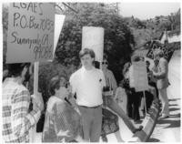 Gays picket Los Gatos Christian Church