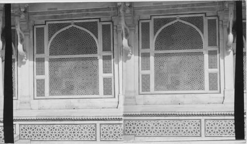 Marble screen before Sheik Selim Chisti’s tomb at Fatehpur Sikri (near Agra), India