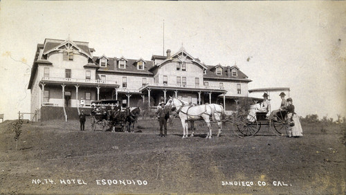 Hotel Escondido