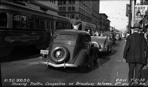 Showing traffic congestion on Broadway between 4th and 5th Avenues